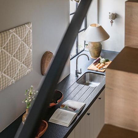 Guesthouse Aubrey - Charming Cottage In The Heart Of Brugge Eksteriør bilde